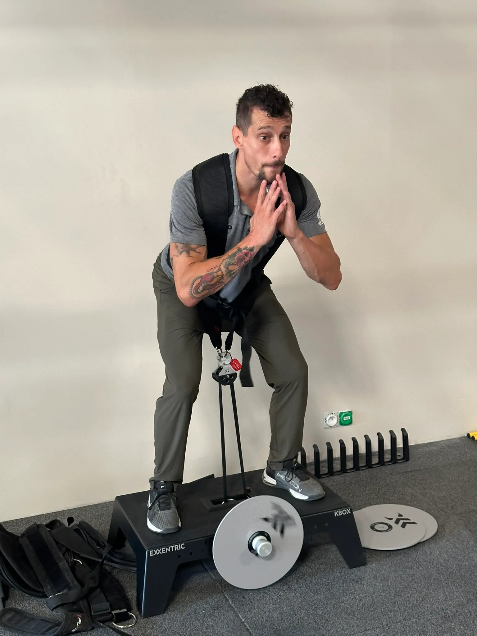 Squat harnais sur K Box Exxentric